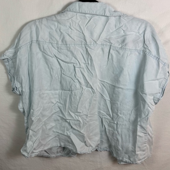 Thread & Supply Light Blue Cropped Button-Up Shirt Womens Size L - Picture 4 of 4